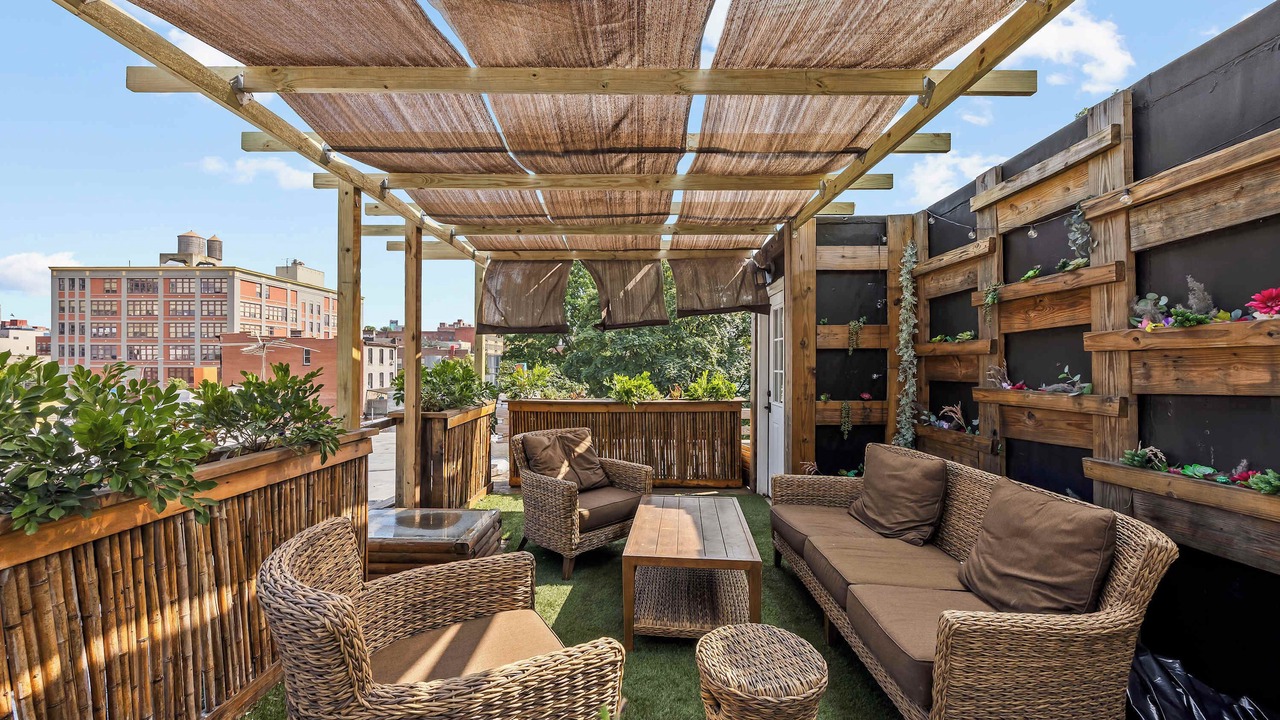 Photo of Outdoor in Crown Heights
