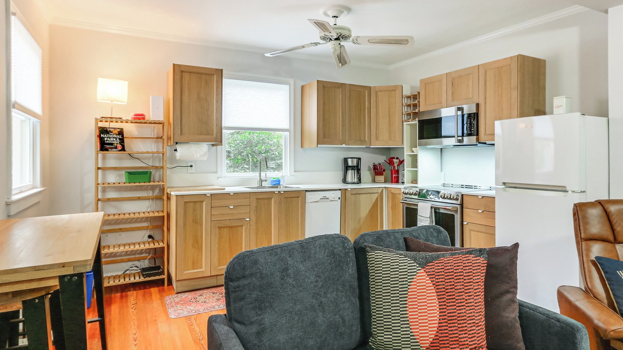 Photo of Bedroom in Takoma Park