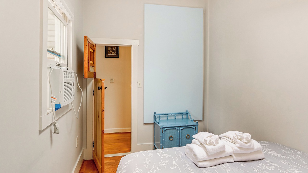 Photo of Bedroom in Takoma Park