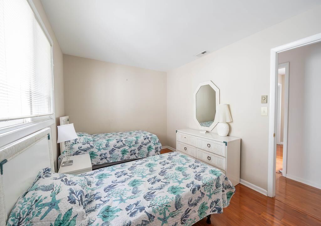 Photo of Bedroom in Townsend's Inlet