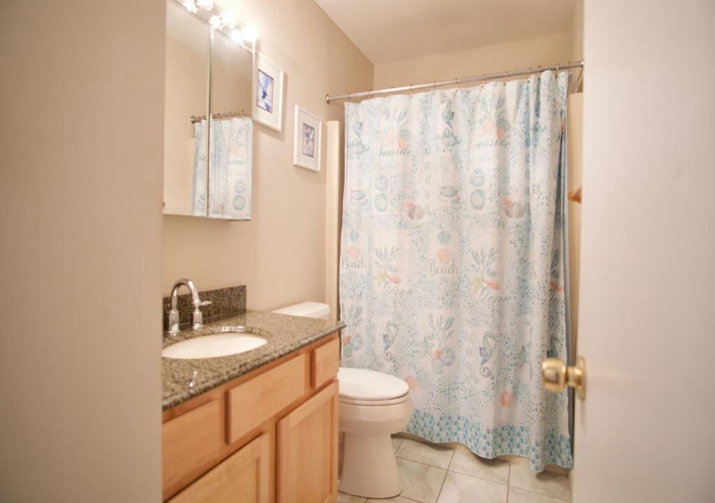 Photo of Bathroom in Townsend's Inlet
