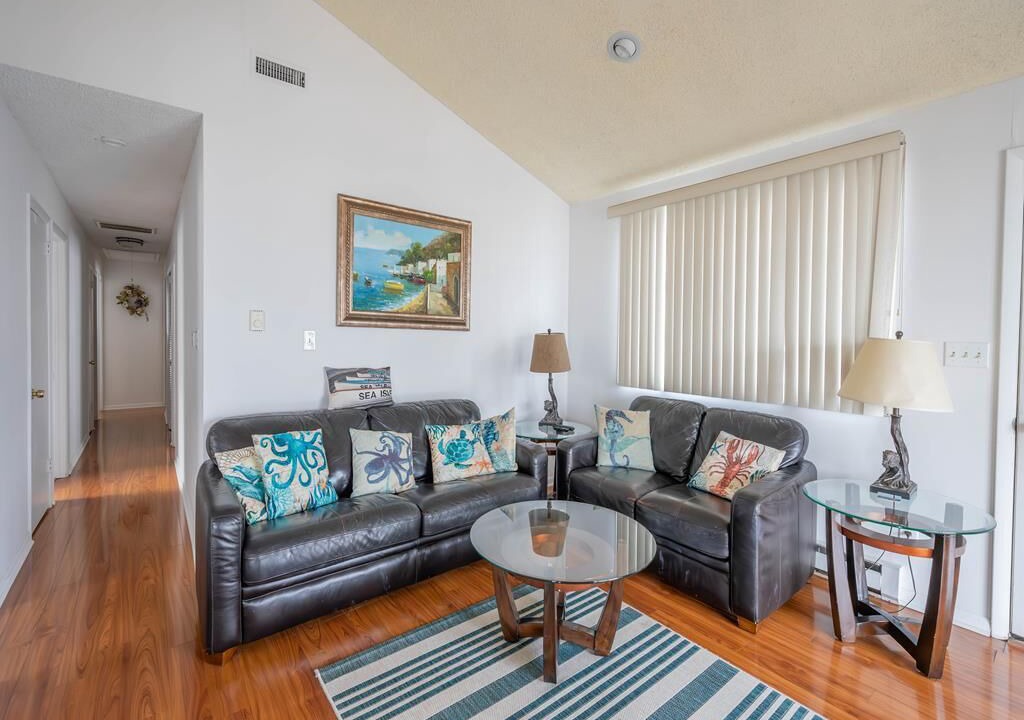 Photo of Livingroom in Townsend's Inlet