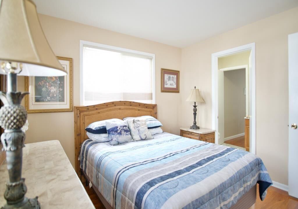 Photo of Bedroom in Townsend's Inlet