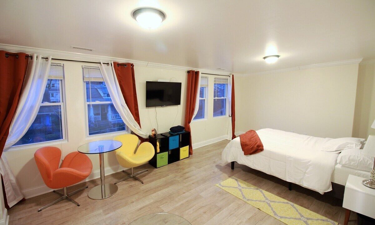 Photo of Bedroom in Mount Rainier