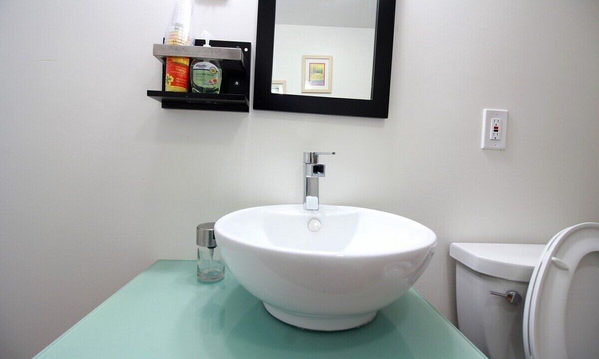 Photo of Bathroom in Mount Rainier