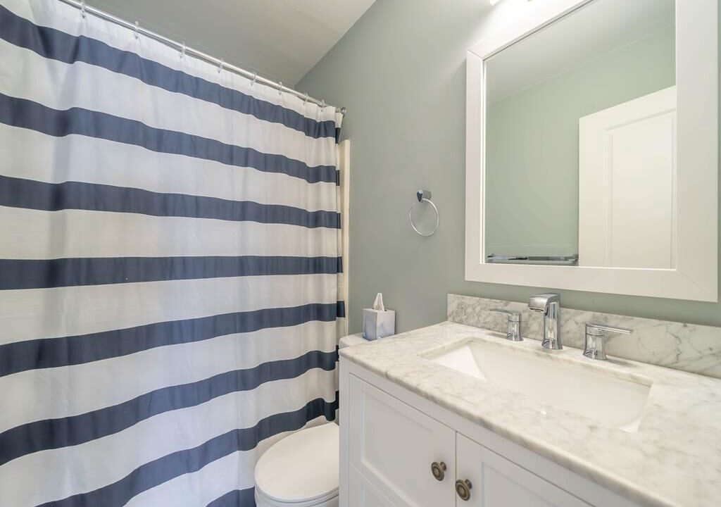 Photo of Bathroom in Townsend's Inlet