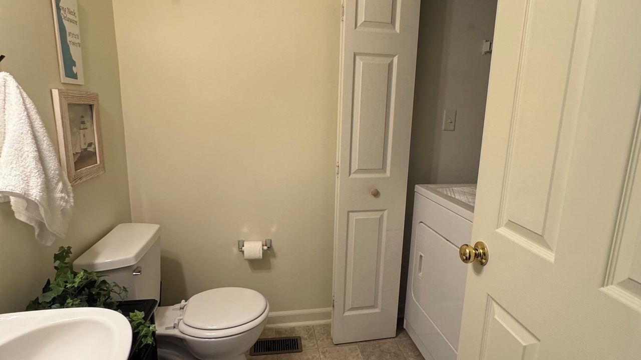 Photo of Bathroom in Long Neck