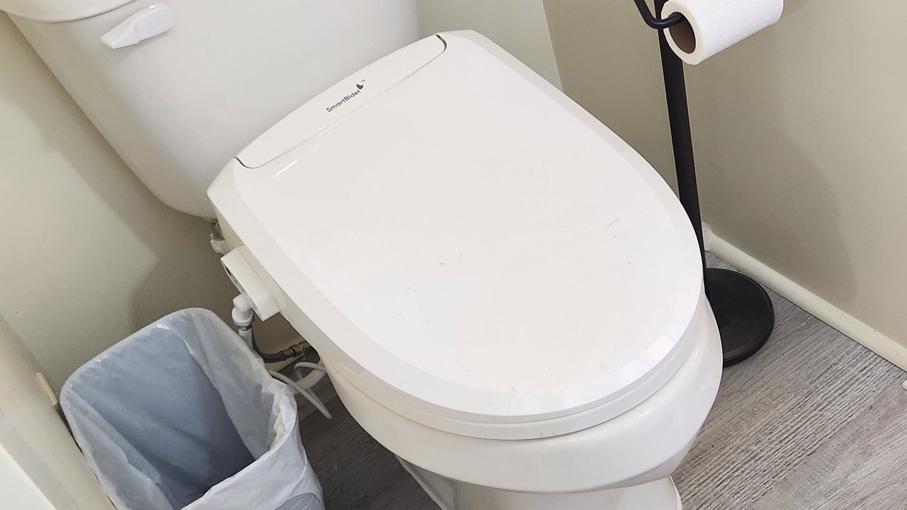 Photo of Bathroom in Calhoun County
