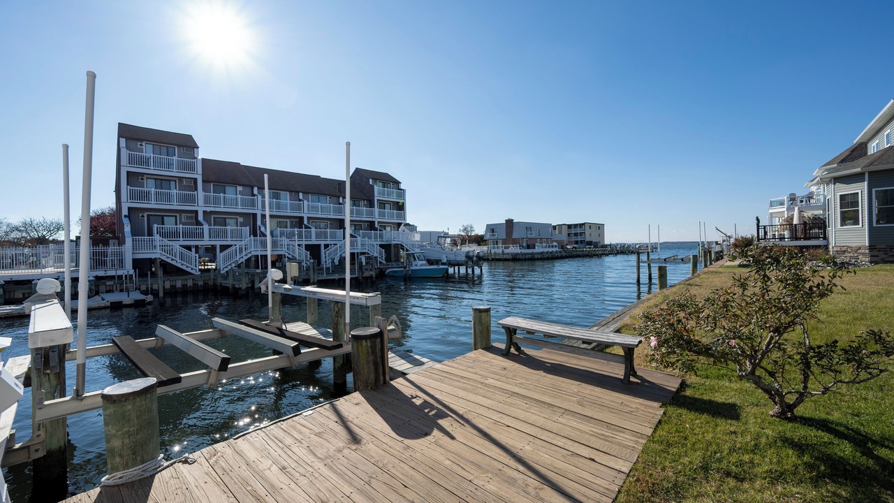 Photo of Outdoor in Heron Harbour Isle
