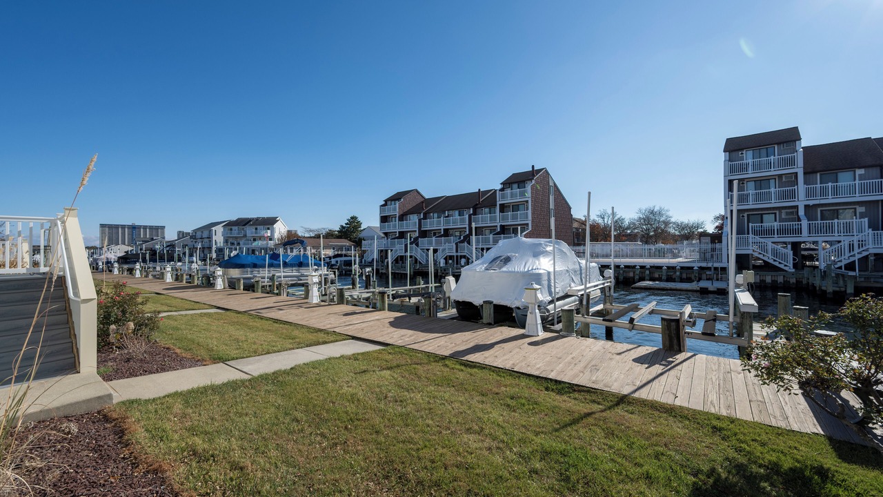 Photo of Outdoor in Heron Harbour Isle