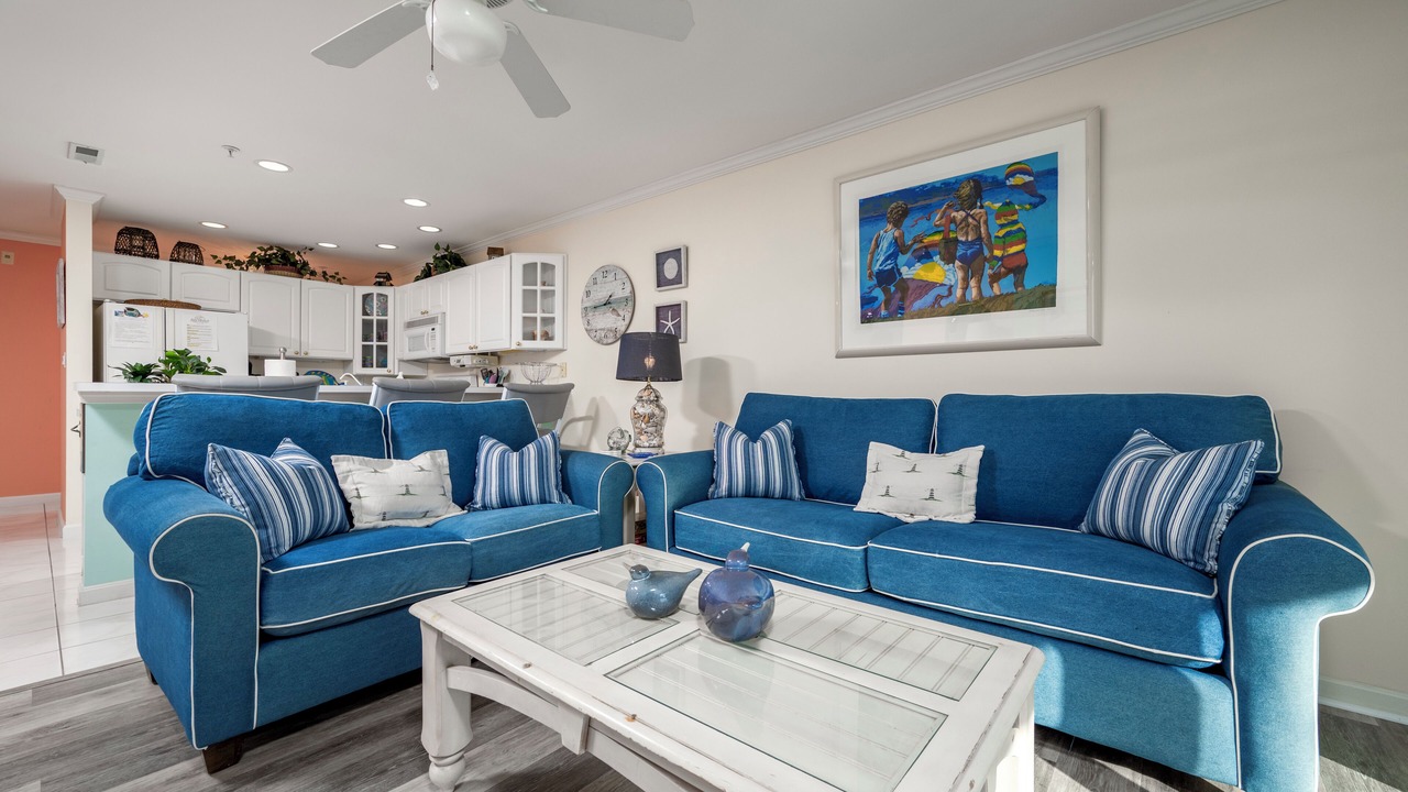 Photo of Livingroom in Heron Harbour Isle