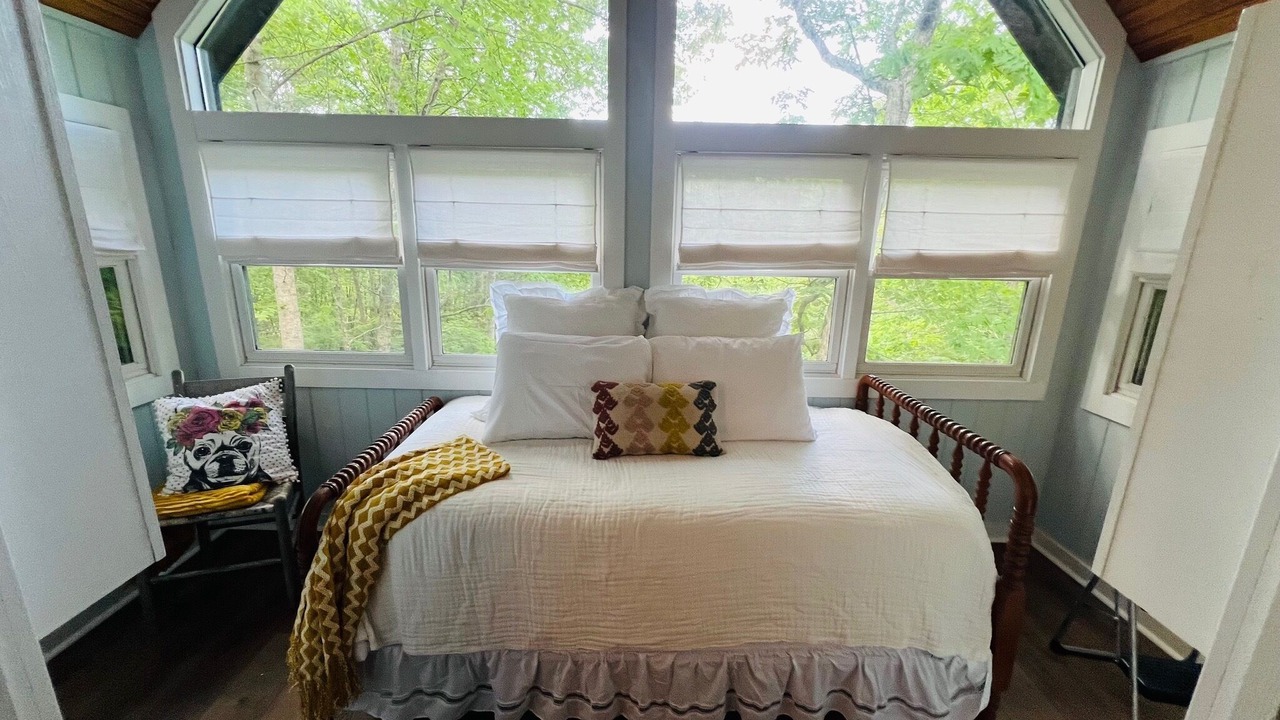 Photo of Bedroom in Mentone