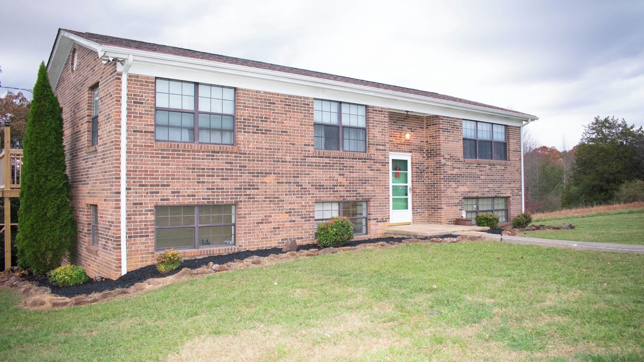 Photo of Outdoor in Madisonville