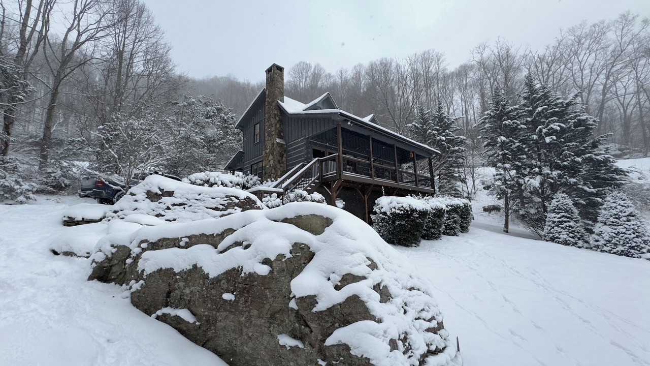 Photo of Outdoor in Sugar Grove