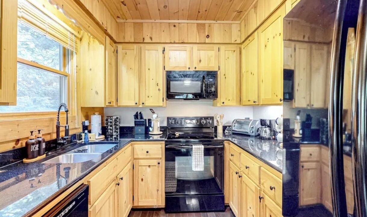 Photo of Kitchen in Sugar Grove