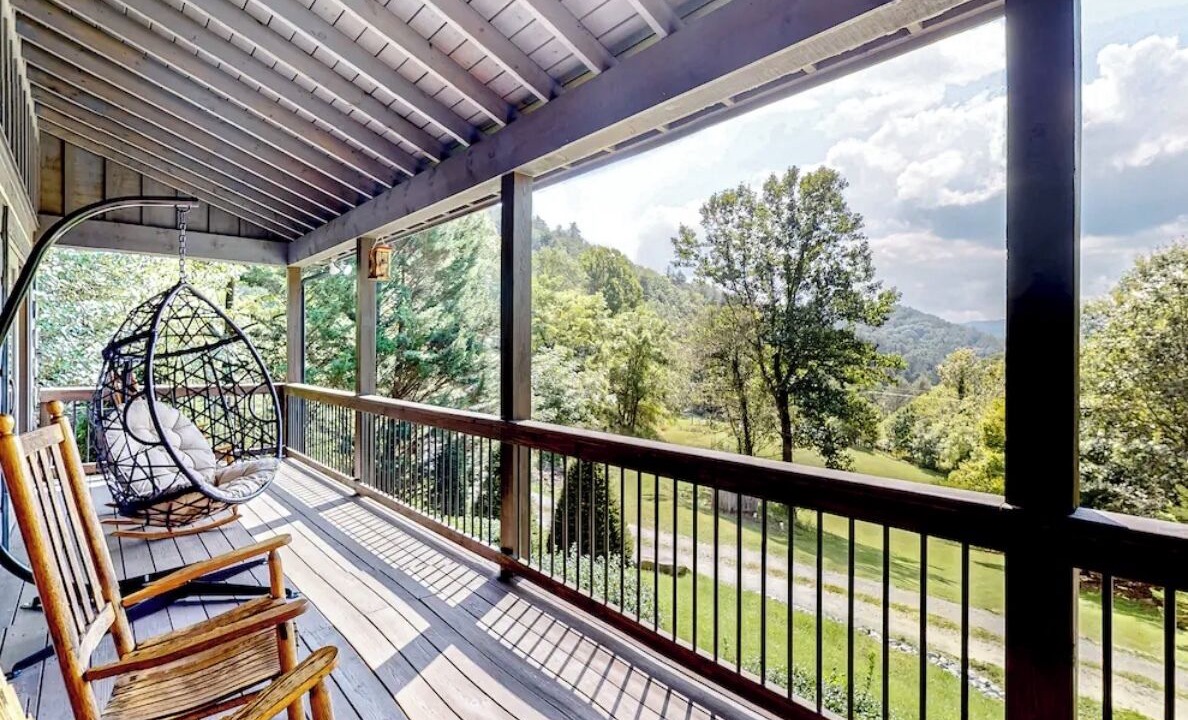 Photo of Patio Balcony in Sugar Grove
