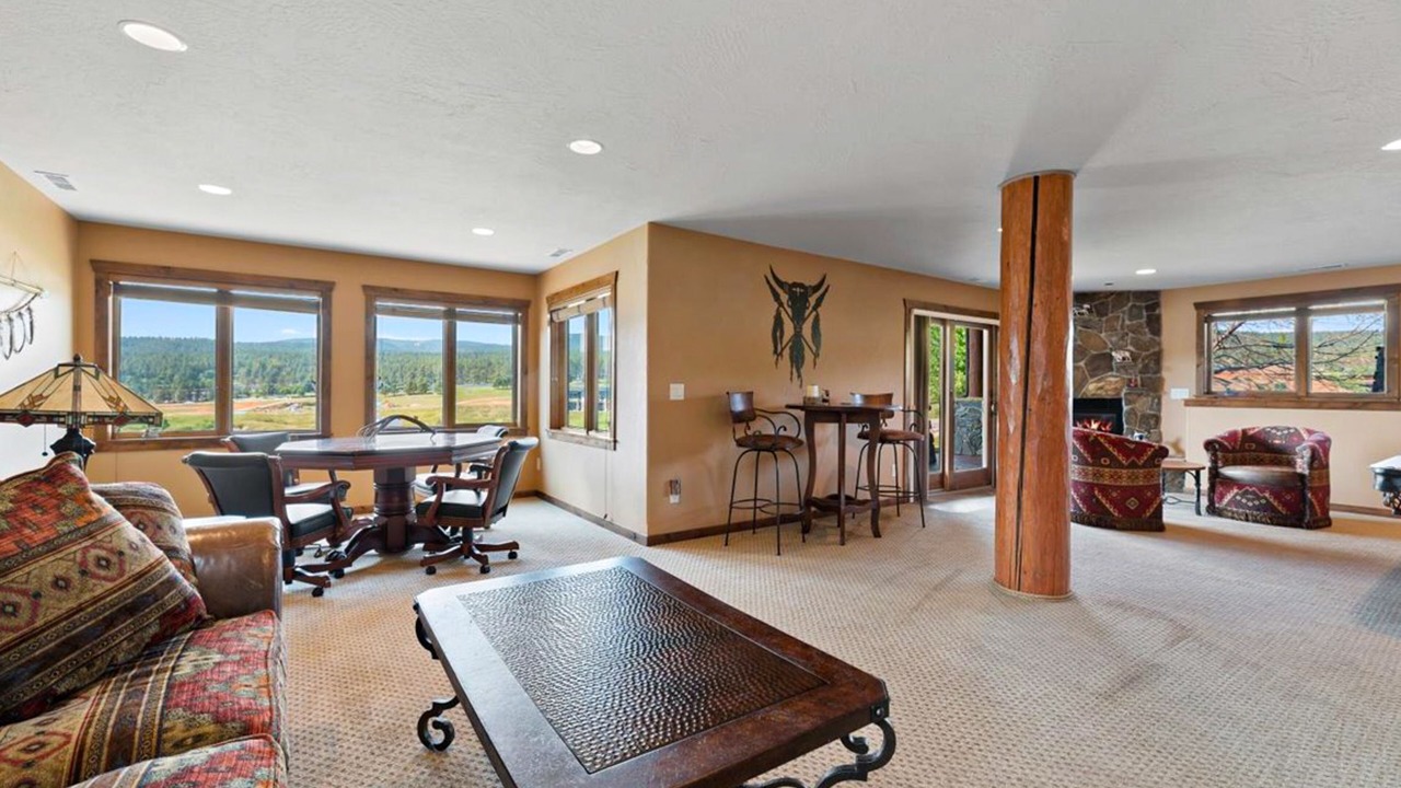 Photo of Livingroom in Sturgis