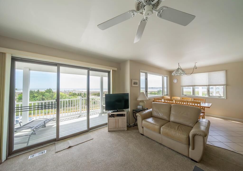 Photo of Livingroom in Townsend's Inlet