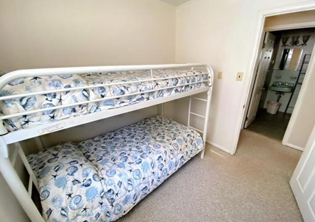 Photo of Bedroom in Townsend's Inlet
