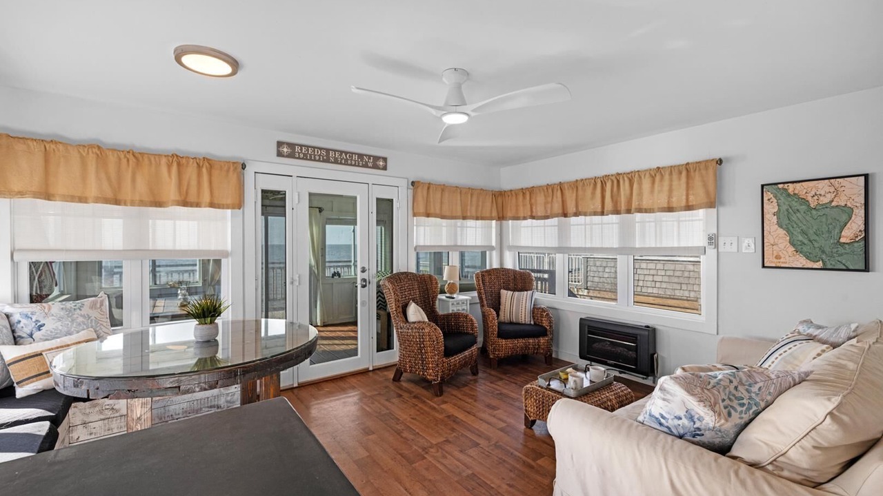 Photo of Livingroom in Goshen
