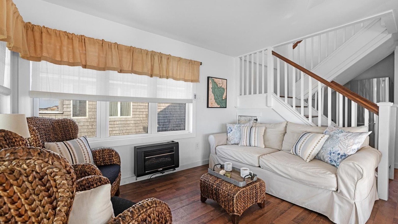Photo of Livingroom in Goshen