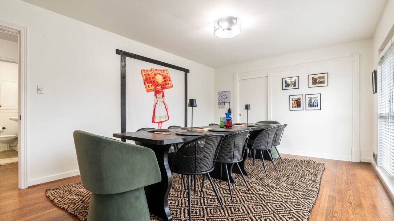 Photo of Livingroom in Crestwood South