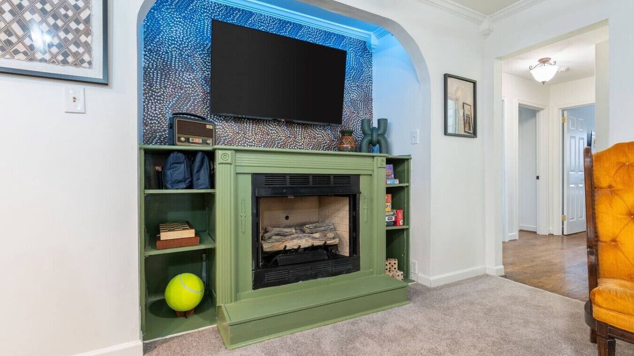 Photo of Livingroom in Crestwood South