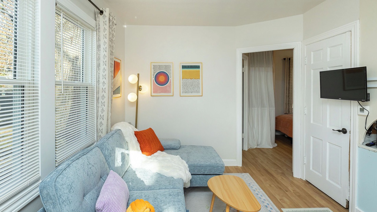 Photo of Livingroom in Beaverdale