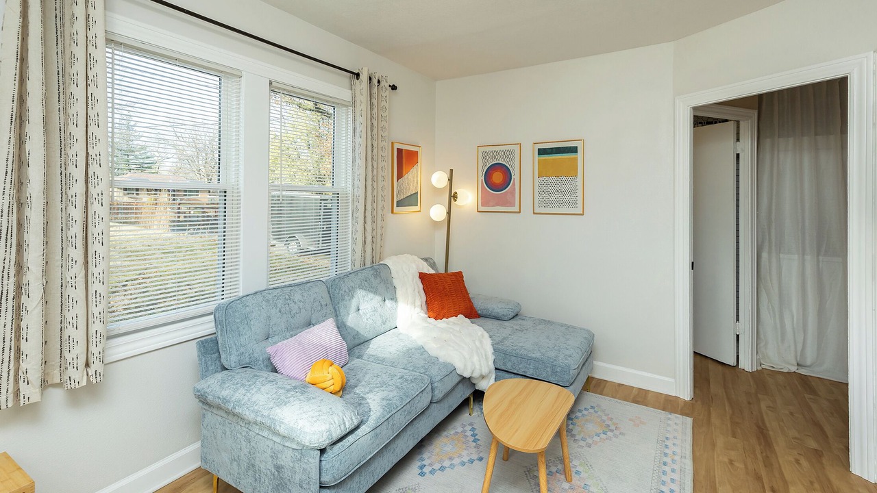 Photo of Livingroom in Beaverdale