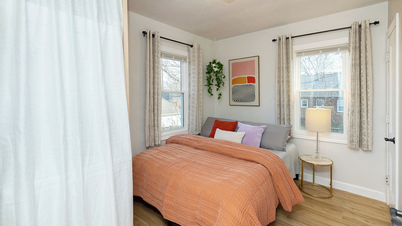 Photo of Bedroom in Beaverdale