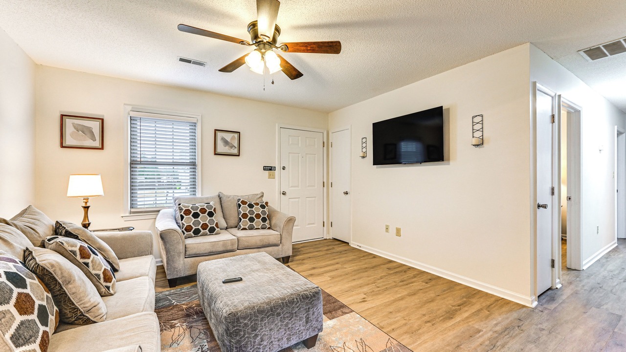 Photo of Livingroom in Winterville