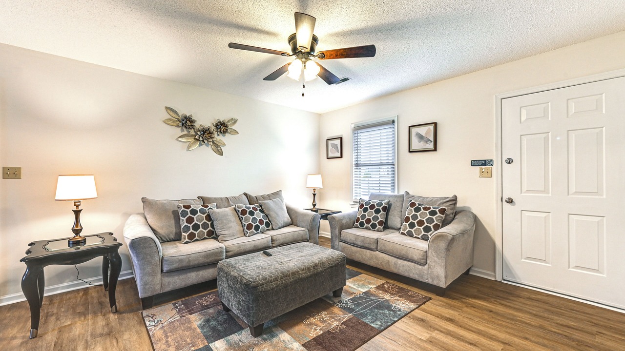 Photo of Livingroom in Winterville