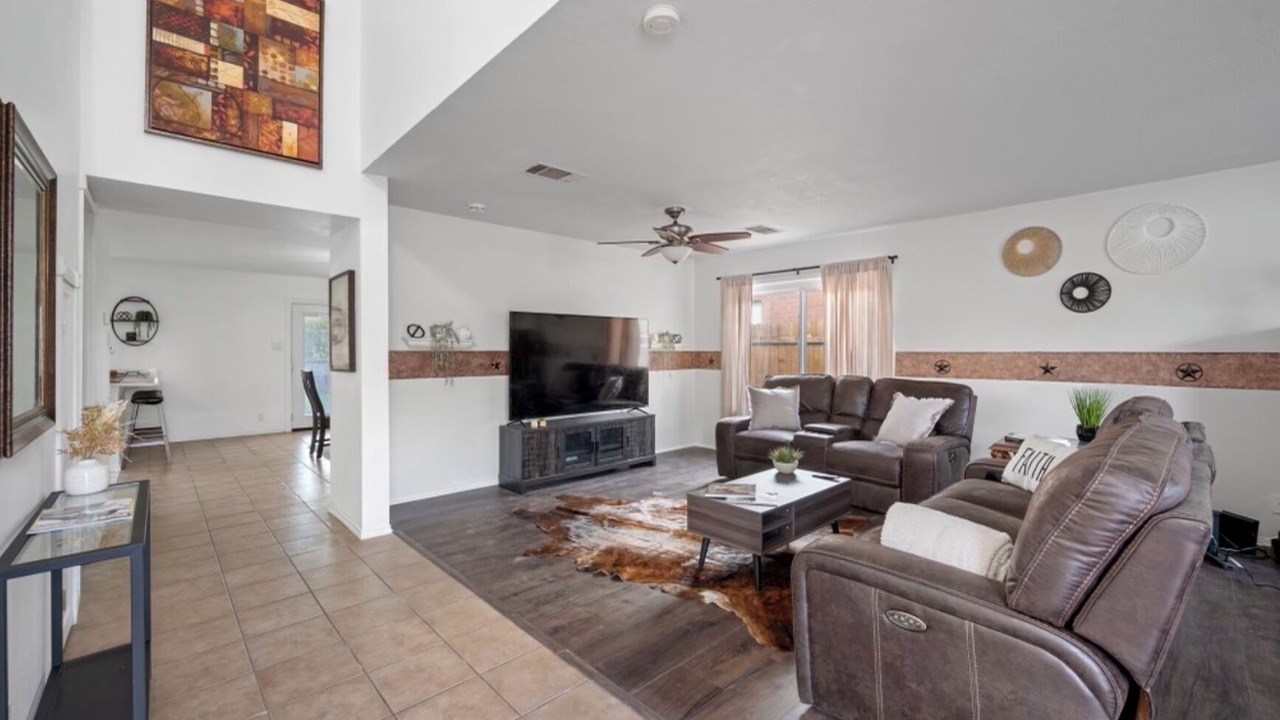 Photo of Livingroom in Cedar Park