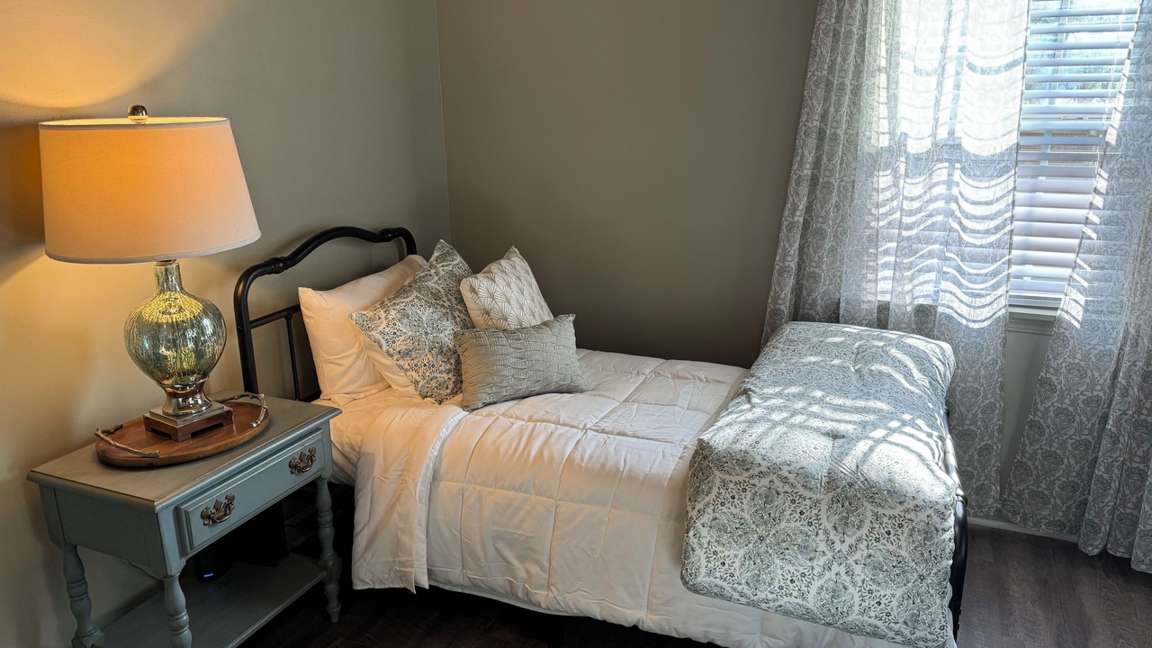 Photo of Bedroom in Guntersville