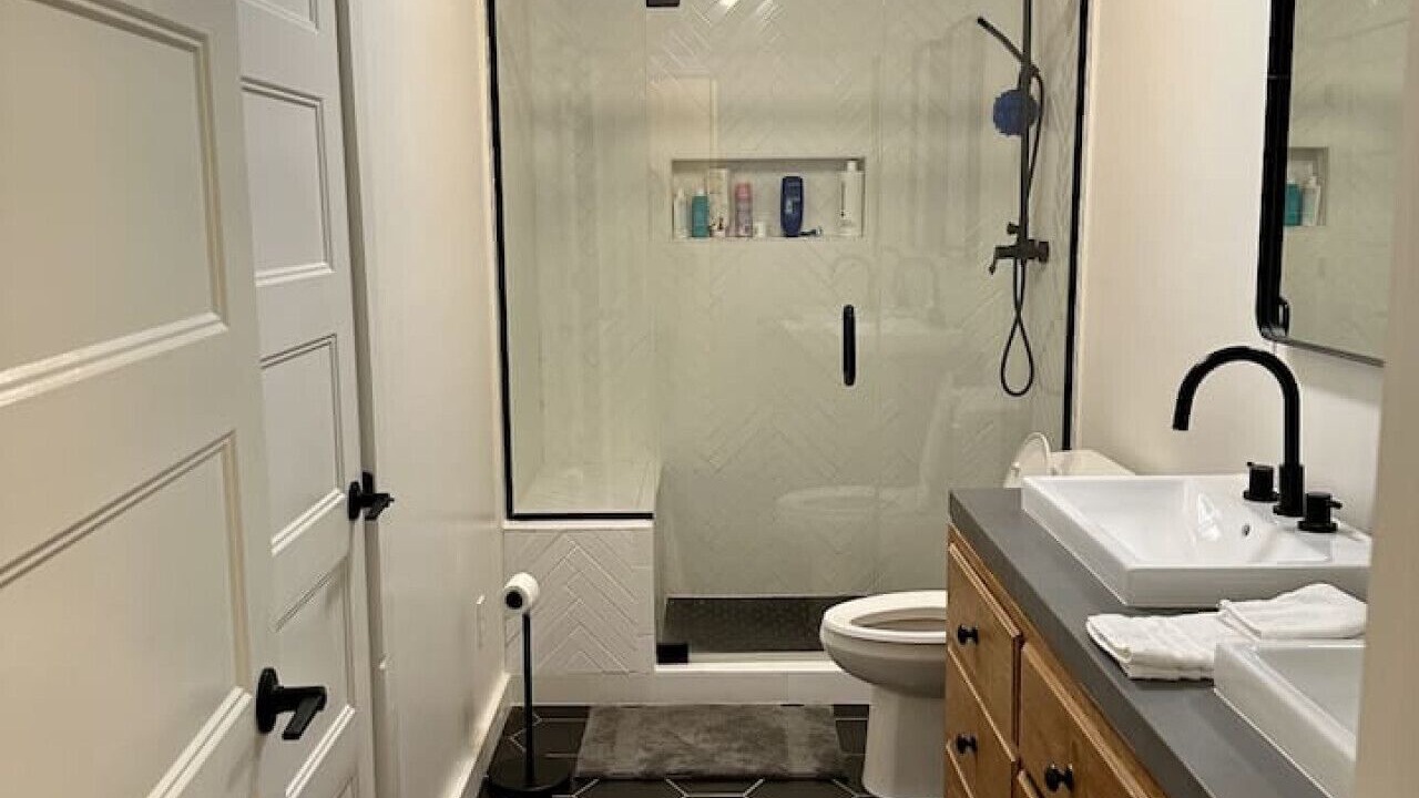 Photo of Bathroom in Leesburg