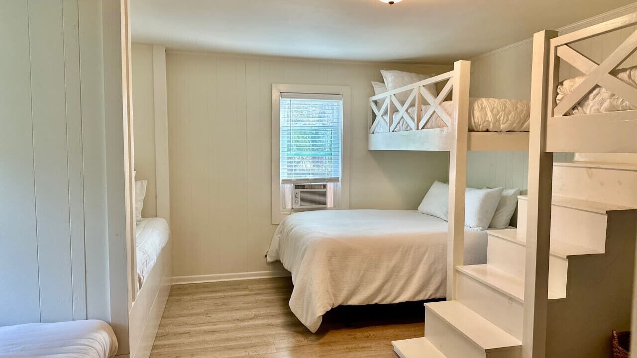 Photo of Bedroom in Leesburg