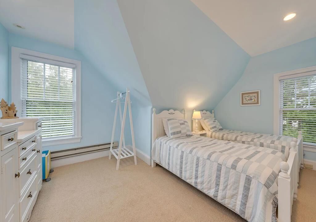 Photo of Bedroom in Admiral Estates