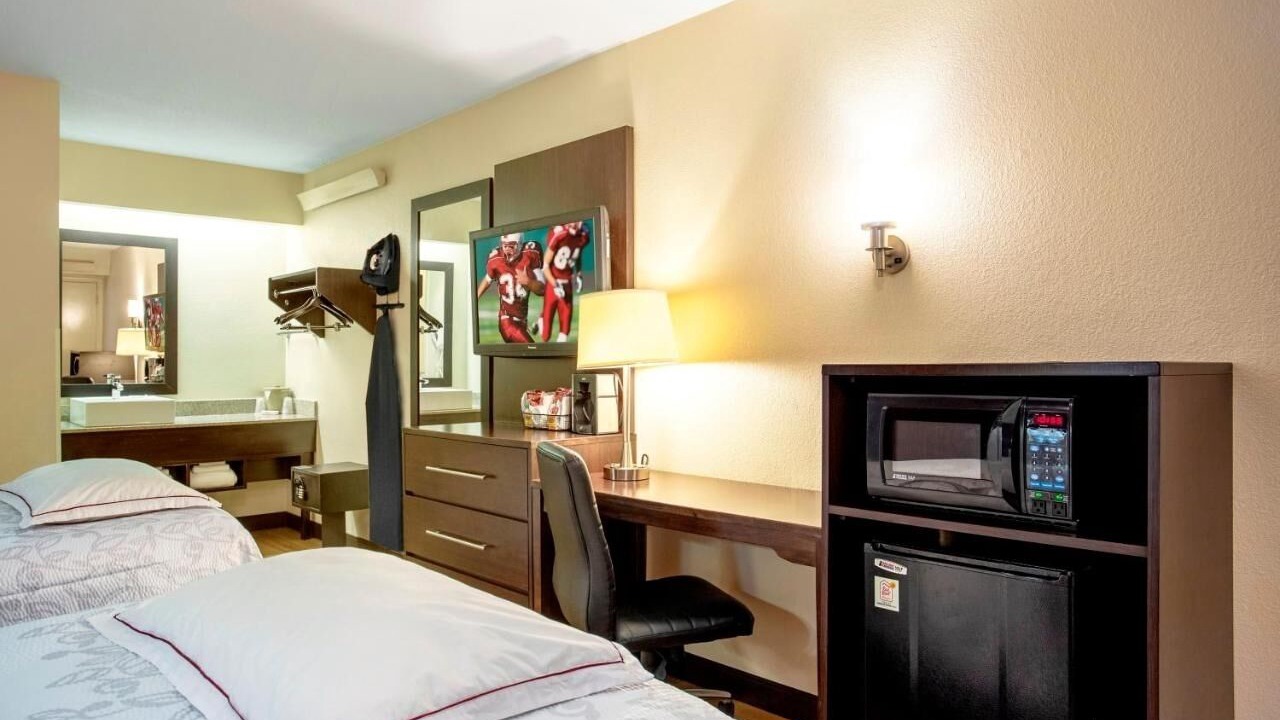 Photo of Bedroom in Linthicum Heights