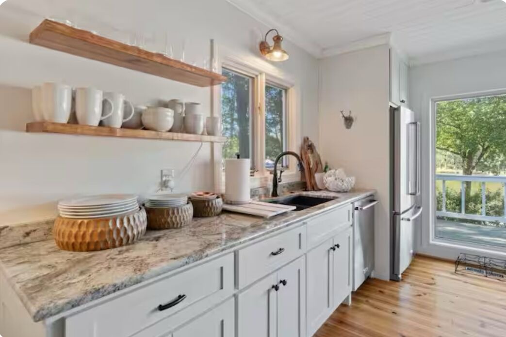 Photo of Kitchen in Guntersville