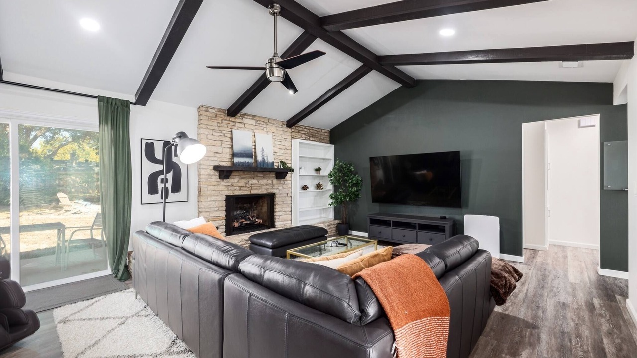 Photo of Bedroom in Windsor Hills