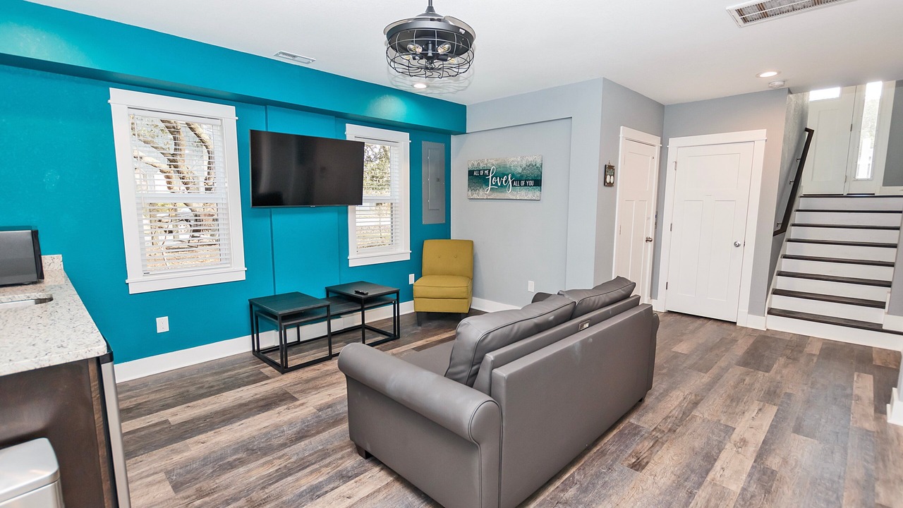 Photo of Livingroom in Monteray Shores