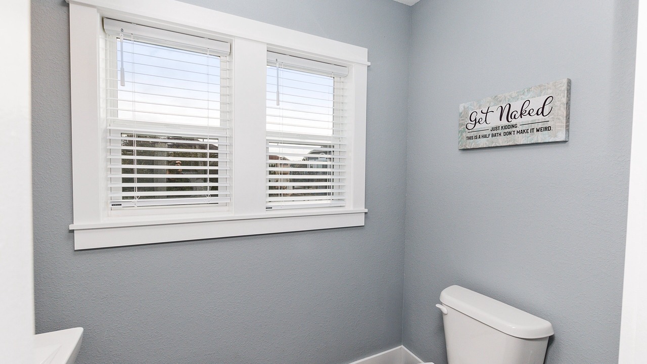 Photo of Bathroom in Monteray Shores
