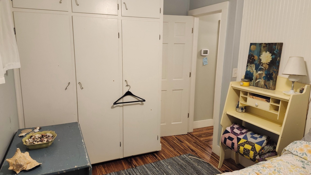 Photo of Bedroom in Delton