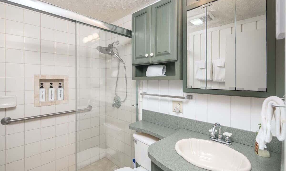 Photo of Bathroom in Charter Hills