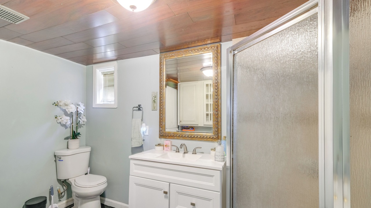 Photo of Bathroom in Upper Fells Point