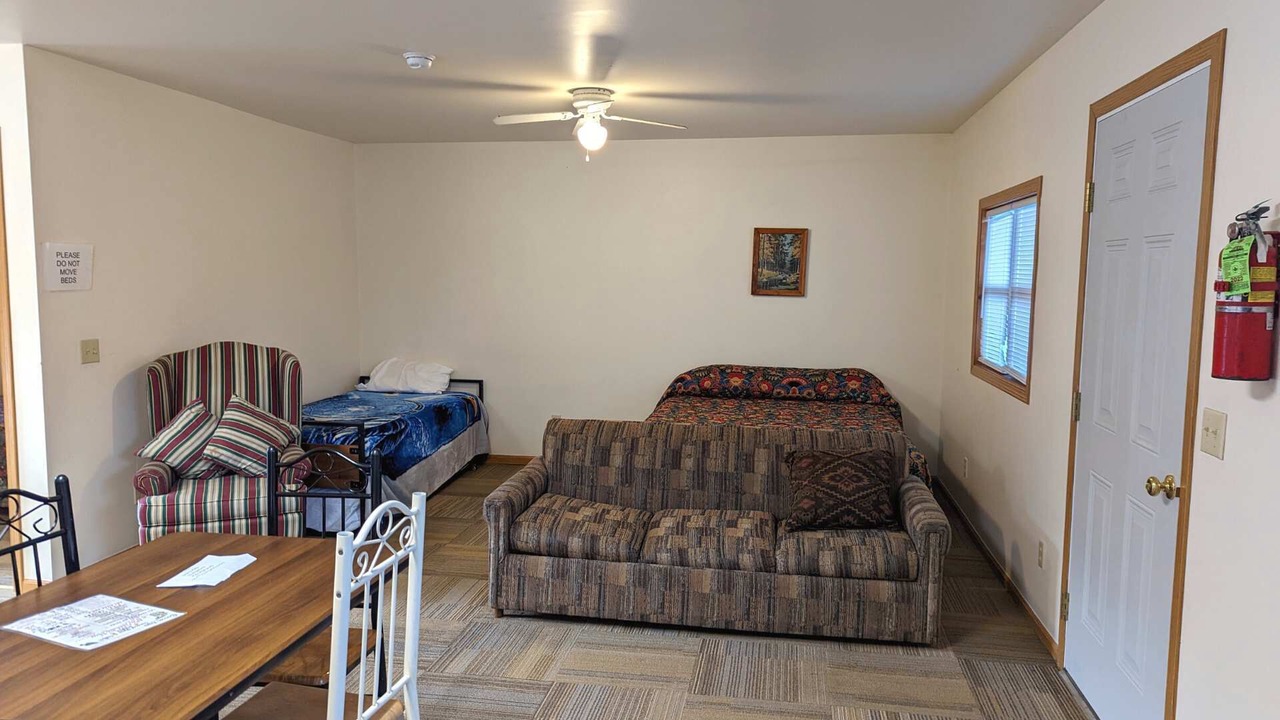 Photo of Livingroom in Perry