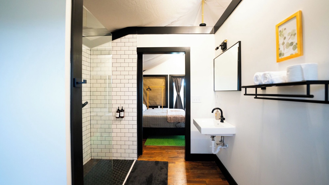Photo of Bathroom in Cedar Bluff
