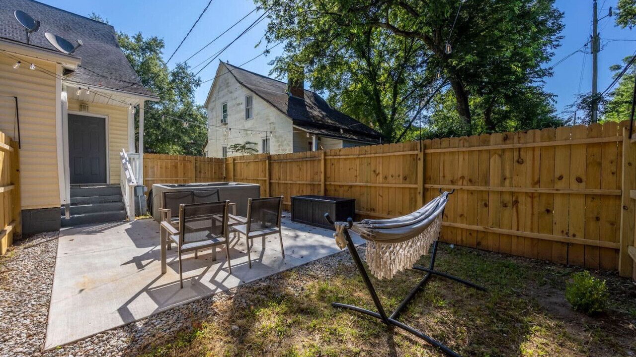 Photo of Outdoor in Columbia