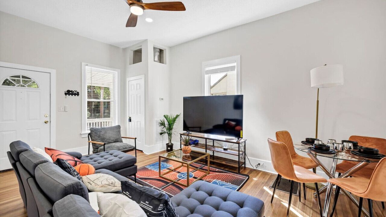 Photo of Livingroom in Columbia