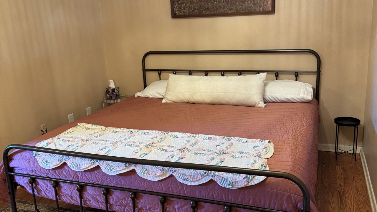Photo of Bedroom in Belton